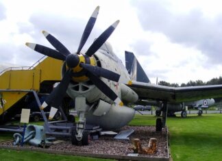 Czy można założyć wspomaganie kierownicy w Skodzie Felicji?