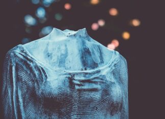 Jak naprawić uszkodzony plastik?