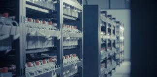 Jak Quad ładuje akumulator?