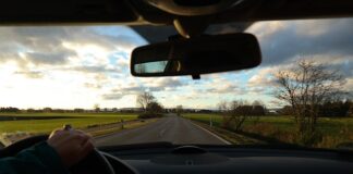 Gdzie znajduje się sterownik gazu?