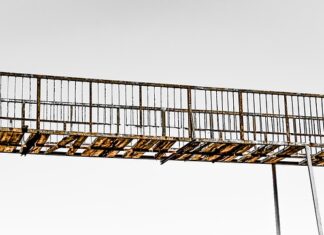 Czy po odłączeniu akumulatora radio się rozkoduje? Czy po odłączeniu akumulatora radio się rozkoduje?