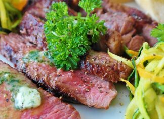 Co jest głównym składnikiem szkła? Co jest głównym składnikiem szkła?