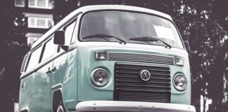 Czym skleić zderzak z PUR?