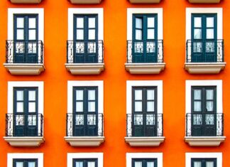 Jak sprawdzać szyby w aucie?